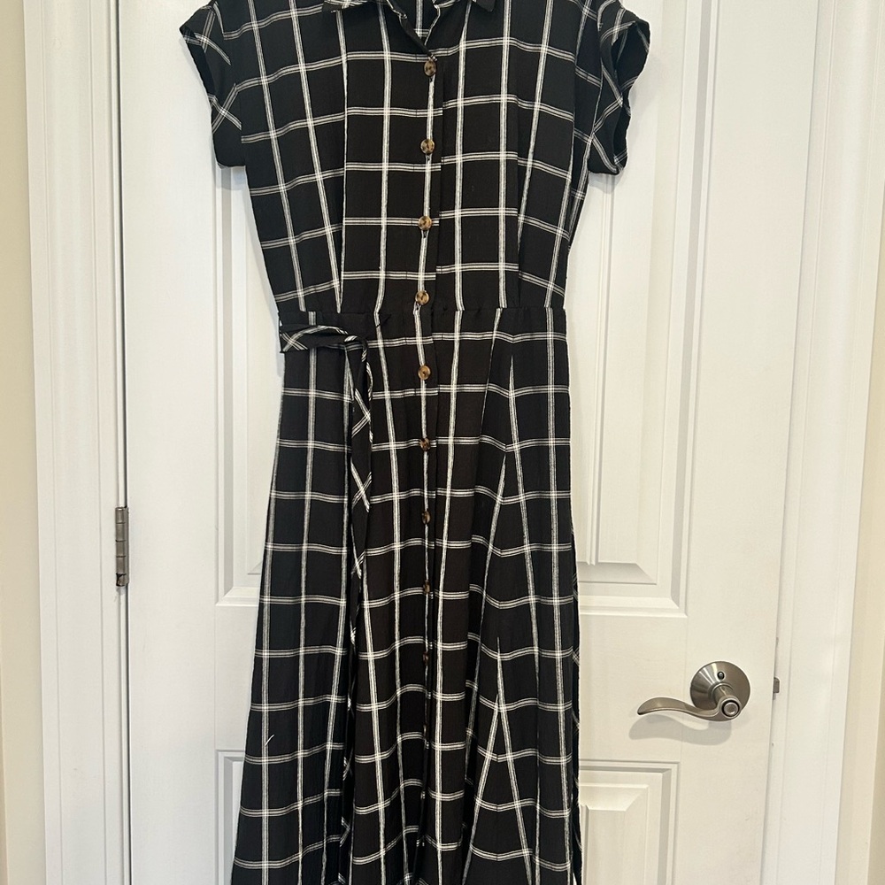 Calvin Klein Black and White Midi Dress with Notched Collar